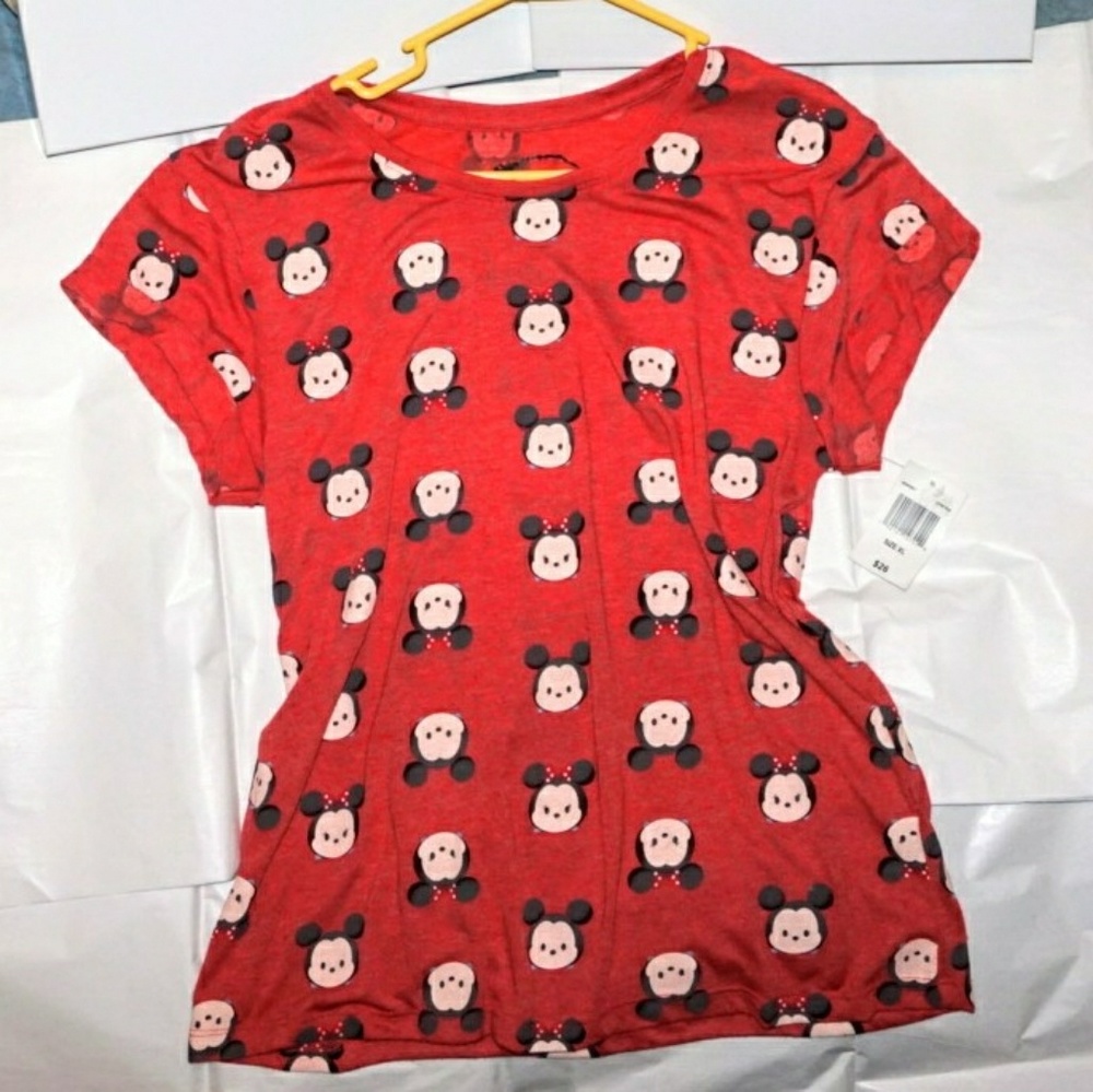 NEW!! Disney Mickey & Minnie Mouse t-shirt